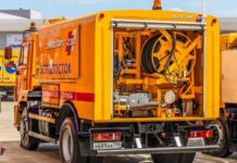 Петр Бирюков пригласил на выставку спецтехники в Лужниках petr biryukov priglasil na vystavku specztehniki v luzhnikah-politgolos-ru-174564919400-0