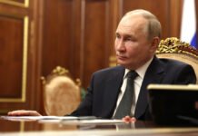 Путин и Герасимов обсуждают контроль над Курской областью putin i gerasimov obsuzhdayut kontrol nad kurskoj oblastyu-politgolos-ru-174507354200-0