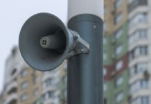 Ракетная угроза в Курской области ВС России и ВСУ в зоне удара raketnaya ugroza v kurskoj oblasti vs rossii i vsu v zone udara-politgolos-ru-174397382000-0