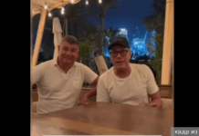 Жан-Клод Ван Дамм предлагает Путину стать послом мира в России zhanklod van damm predlagaet putinu stat poslom mira v rossii-politgolos-ru-174484166000-0