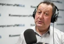 donald tramp  i ukraina v stambule obsuzhdayut sudbu peregovorov-politgolos-ru-174853379500-0