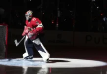 Флорида Пантерз и Сергей Бобровский одержали победу над Каролиной благодаря болельщикам florida panterz i sergej bobrovskij oderzhali pobedu nad karolinoj blagodarya bolelshhikam-politgolos-ru-174815385900-0