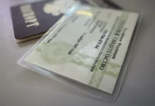 ГУ МВД Московской области задержало мошенников, обманувших пенсионерку gu mvd moskovskoj oblasti zaderzhalo moshennikov obmanuvshih pensionerku-politgolos-ru-174852008600-0