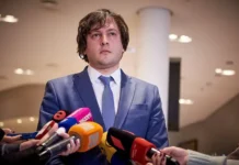 iraklij kobahidze prizval makrona tuska i mercza k uvazheniyu vybora gruzii-politgolos-ru-174834635800-0
