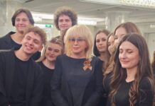 Ирина Аллегрова и Лариса Рубальская рассказывают о хите «Угонщица» irina allegrova i larisa rubalskaya rasskazyvayut o hite ugonshhicza-politgolos-ru-174652775400-0