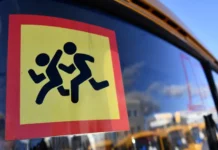 Минтранс предлагает обновить ПДД, введя термин «детская удерживающая система» mintrans predlagaet obnovit pdd vvedya termin detskaya uderzhivayushhaya sistema-politgolos-ru-174853566100-0