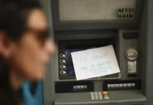 На Каннском фестивале произошел инцидент с блэкаутом, связанный с анархистами и Джафаром Панахи na kannskom festivale proizoshel inczident s blekautom svyazannyj s anarhistami i dzhafarom panahi-politgolos-ru-174820452800-0