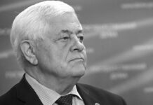 Павел Качкаев оставил светлую память о выдающемся деятеле Госдумы и мэре Уфы pavel kachkaev ostavil svetluyu pamyat o vydayushhemsya deyatele gosdumy i mere ufy-politgolos-ru-174645303400-0