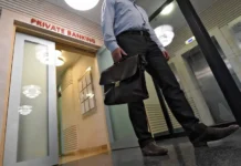 pavel samiev i inna perelehova obsuzhdayut trendy v bankinge-politgolos-ru-174852720000-0