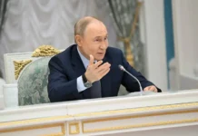 putin podderzhal romantiku lichnyh otnoshenij nesmotrya na czifrovizacziyu gosuslug-politgolos-ru-174834872000-0