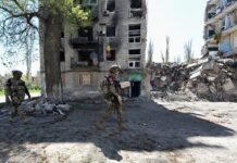 Российские войска усиливают натиск, угрожая окружением Константиновке rossijskie vojska usilivayut natisk ugrozhaya okruzheniem konstantinovke-politgolos-ru-174630224300-0