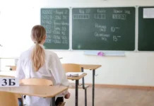 shkolniki delyatsya mneniyami o slozhnyh ekzamenah ege i oge rosobrnadzor daet sovety-politgolos-ru-174822523200-0