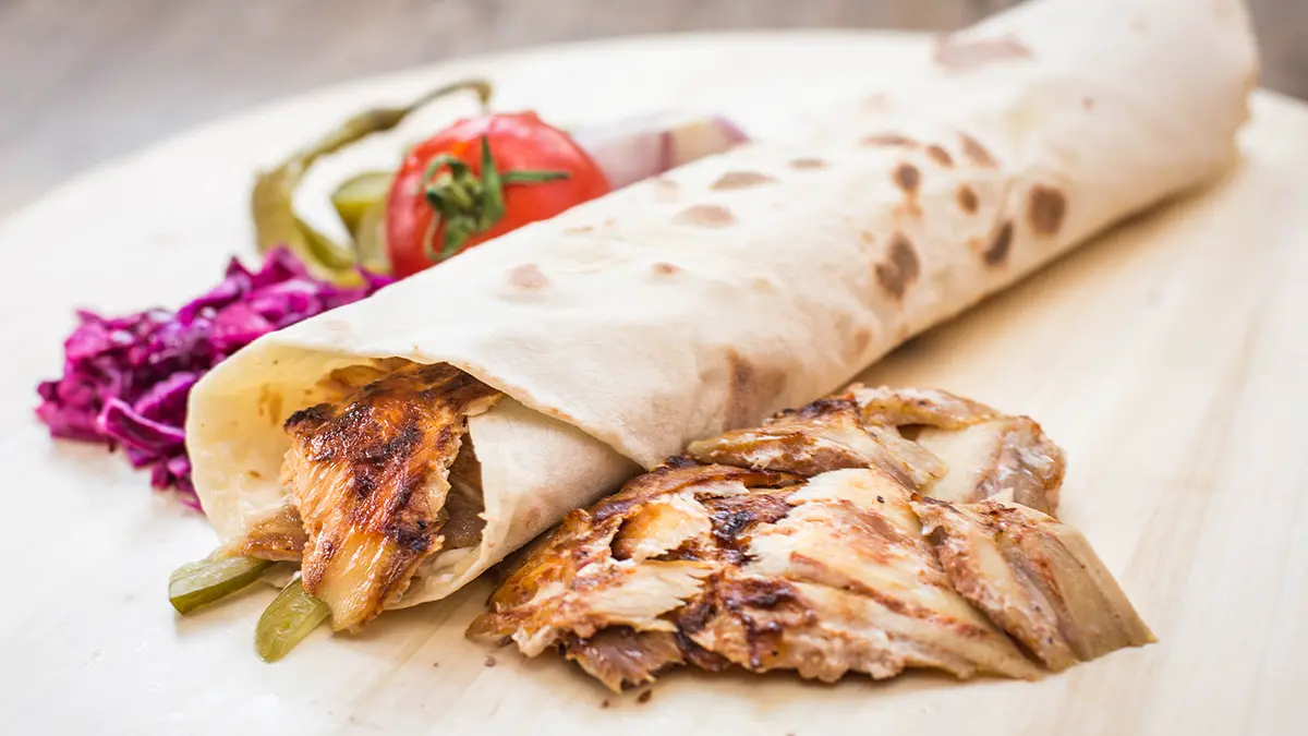 СК возбудил дело после отравления жителей Подмосковья шаурмой