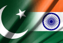 События на авиабазах Нур Хан, Мурид и Шоркот: новые факты о Пакистане и Индии The,Indian,And,Pakistani,Flags,Are,Made,Of,Patterns.,Concept