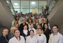 sverdlovskij oblastnoj mediczinskij kolledzh podgotovil novyh speczialistov dlya bolnicz ekaterinburga i regiona-politgolos-ru-174825048900-0