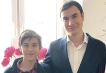 svetlaya pamyat studentu mgu ivanu shargunovu ot sergeya shargunova i anny kozlovoj-politgolos-ru-174665798200-0