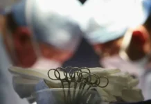 v tyumeni klinikodiagnosticheskij czentr neftyanik uspeshno provyol unikalnuyu operacziyu rebenku-politgolos-ru-174783003200-0