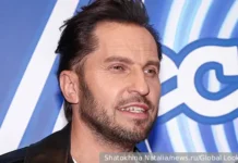 Виталий Бородин требует проверить гражданство Реввы на фоне связи с Зеленским vitalij borodin trebuet proverit grazhdanstvo revvy na fone svyazi s zelenskim-politgolos-ru-174792604300-0