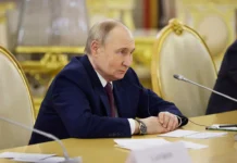 vladimir putin otkryvaet zakulise reshenij na fone napryazheniya mezhdu rossiej i ukrainoj-politgolos-ru-174817915500-0