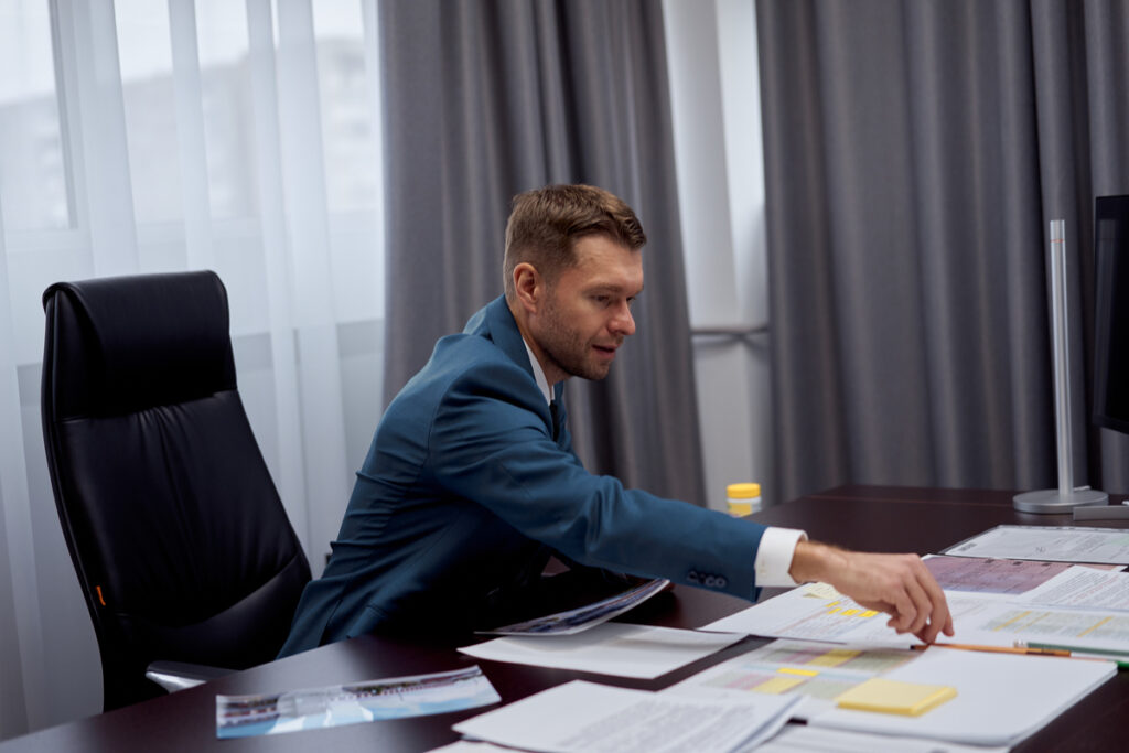 Алексей Вихарев оказывает поддержку героям СВО