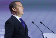 Дмитрий Медведев и Дональд Трамп обсудили ядерный диалог и мнения dmitrij medvedev i donald tramp obsudili yadernyj dialog i mneniya-politgolos-ru-0