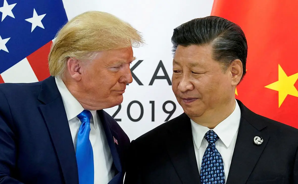 Дональд Трамп и Си Цзиньпин (Kevin Lamarque / Reuters)