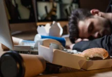 Исследование MIT объясняет, почему мужчины страдают от жирной пищи issledovanie obyasnyaet pochemu muzhchiny stradayut ot zhirnoj pishhi-politgolos-ru-0