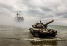 Кая Каллас считает, что дипломатия ЕС предотвратит закрытие Ормузского пролива Ираном kaya kallas schitaet chto diplomatiya es predotvratit zakrytie ormuzskogo proliva iranom-politgolos-ru-0