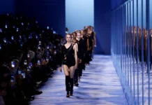 Закулисье модных показов с участием Карла Лагерфельда, Анны Винтур и Dior zakulise modnyh pokazov s uchastiem karla lagerfelda anny vintur i -politgolos-ru-0