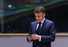 Эммануэль Макрон бросает вызов, детали звонка Путину раскрывают двоевластие в Европе emmanuel makron brosaet vyzov detali zvonka putinu raskryvayut dvoevlastie v evrope-politgolos-ru-0