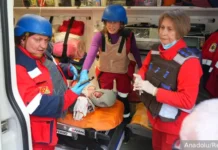 Лариса Шеслер раскрыла, как ВСУ пытаются удержать медиков на Украине larisa shesler raskryla kak vsu pytayutsya uderzhat medikov na ukraine-politgolos-ru-0