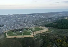 napryazhyonnost vokrug derbenta i otnosheniya moskvy s baku obsuzhdali tofik zulfugarov sergej melikov i ilham aliev-politgolos-ru-0