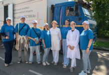 Алексей Вихарев поддержал акцию диспансеризации на ярмарке в Ирбите aleksei viharev dispanserizacia_politgolos