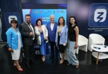 Артем Жога объединил 1500 патриотов УрФО на пути к новым решениям для Героев Урала! artem zhoga obedinil 1500 patriotov urfo na puti k novym resheniyam dlya geroev urala-politgolos-ru-0