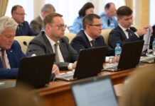 Денис Паслер: повышение зарплат denis pasler zarplata0