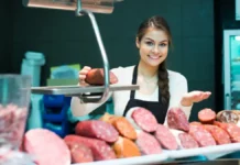 Эксперты Роскачества дают советы по выбору лучшей колбасы eksperty roskachestva dayut sovety po vyboru luchshej kolbasy-politgolos-ru-0