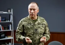 glavkom vsu syrskij rasskazal o lechenii otcza v moskve i ego detalyah-politgolos-ru-0