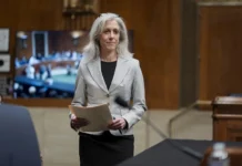 Сьюзан Монарес и Роберт Кеннеди-младший о новом назначении CDC syuzan monares i robert kennedimladshij o novom naznachenii -politgolos-ru-0