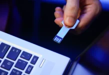 ЦИК России в Москве внедрил инновационный ключ для обеспечения честных выборов czik rossii v moskve vnedril innovaczionnyj klyuch dlya obespecheniya chestnyh vyborov-politgolos-ru-0