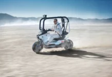 Электроскутер BMW Vision CE сочетает баланс и комфорт будущего elektroskuter sochetaet balans i komfort budushhego-politgolos-ru-0