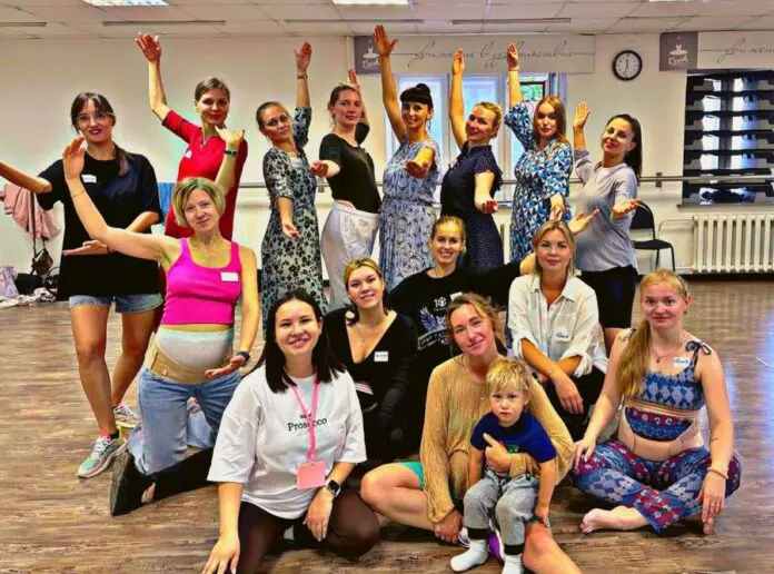 Фестиваль будущих мам украсит ювелирный дом Chamovskikh при поддержке правительства Свердловской области-0