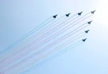 Китай впечатлил мир новейшими межконтинентальными ракетами DF-5C и DF-61 kitaj vpechatlil mir novejshimi mezhkontinentalnymi raketami 5 i 61-politgolos-ru-0