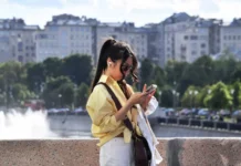 Apple представила AirPods Pro с переводом и новый iPhone 17, изменяющие общение predstavila s perevodom i novyj 17 izmenyayushhie obshhenie-politgolos-ru-0