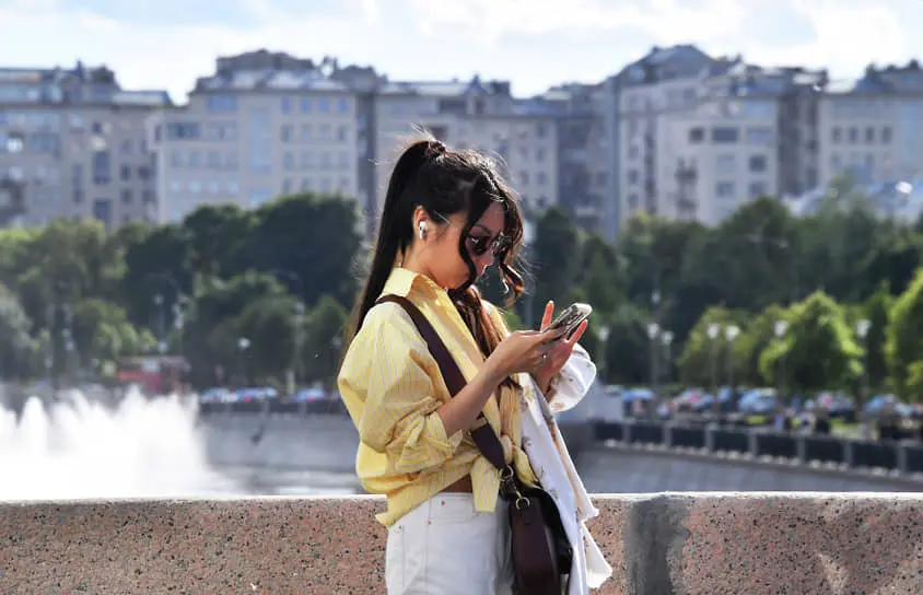 Apple представила AirPods Pro с переводом и новый iPhone 17, изменяющие общение-0