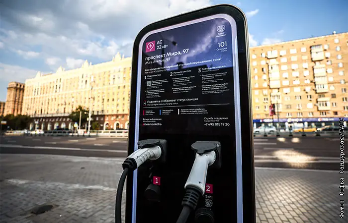 Роботакси вместо электрокаров? Гендиректор Эдуард Мингажев о стратегии "Ситидрайва"-0