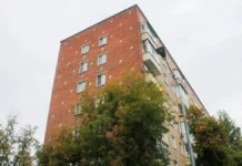 Щербинский Завод обновил лифты на улице Петра Романова в Южнопортовом shherbinskij zavod obnovil lifty na ulicze petra romanova v yuzhnoportovom-politgolos-ru-0