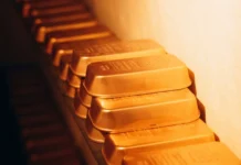 yuliya starodumova o optimizme zolota i serebra v usloviyah politiki banka rossii-politgolos-ru-0