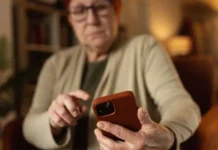 Анатолий Аксаков из Госдумы дал советы по защите от мошенников anatolij aksakov iz gosdumy dal sovety po zashhite ot moshennikov-politgolos-ru-0