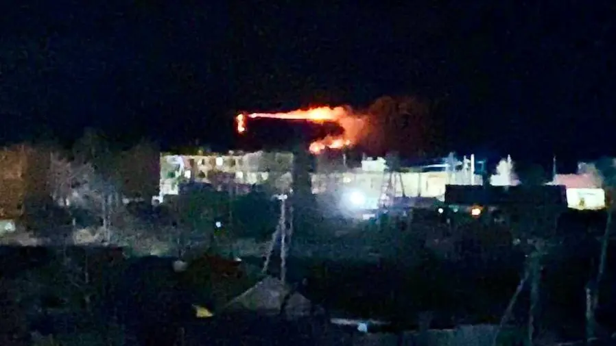 Около Магадана загорелся остров Недоразумения