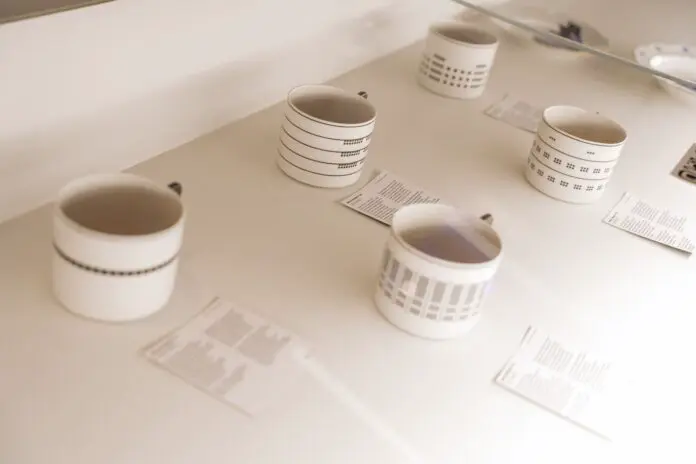 Фарфор Сысерти и проект «Антихрупкость» участвуют в Международных креативных сезонах при поддержке АСИ и ВЭБ.РФ-0